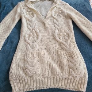 Twenty one cream hooded sweater